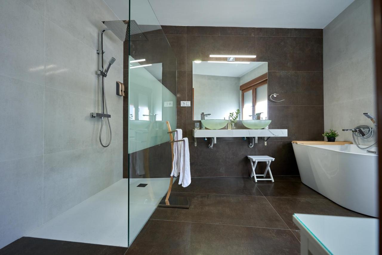 Duplex Casa De Las Argollas Grand Suite Parking Gratis Plasencia Exterior photo