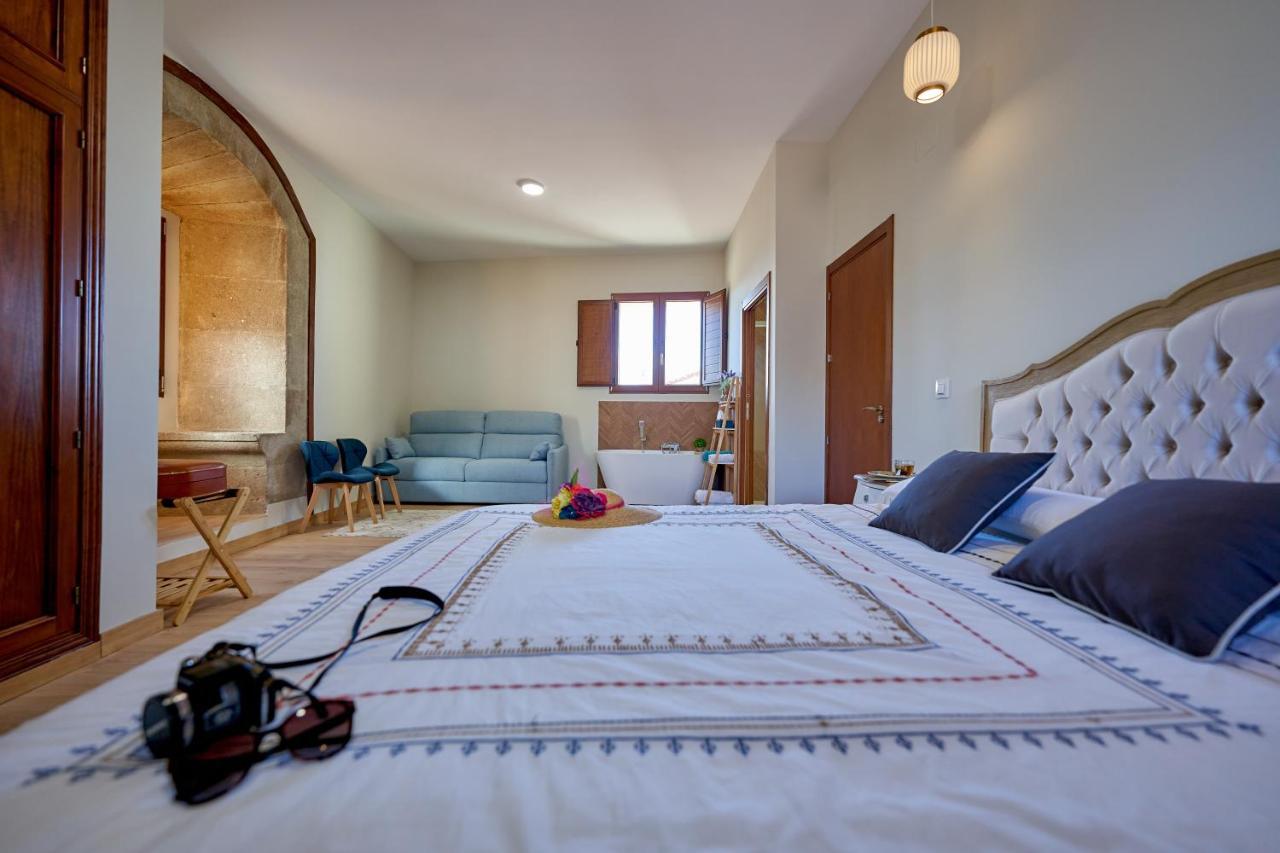 Duplex Casa De Las Argollas Grand Suite Parking Gratis Plasencia Exterior photo